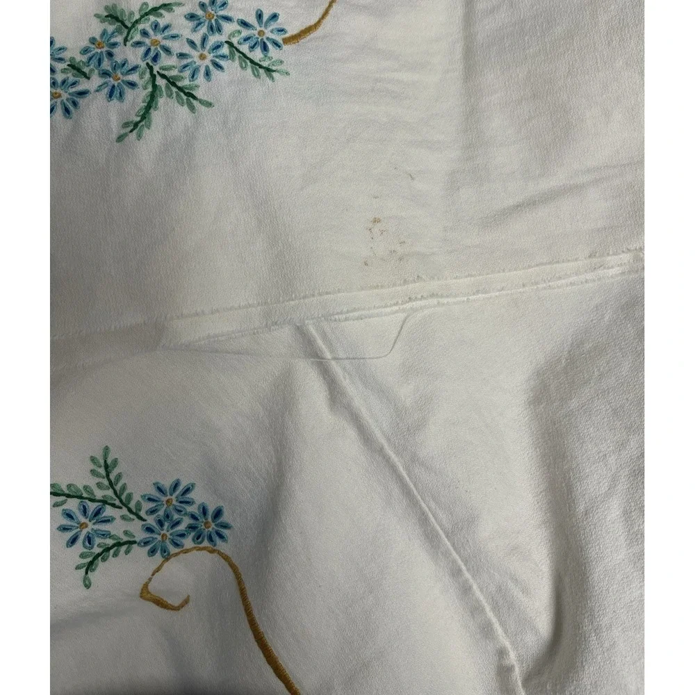 VTG Embroidered Peacock Coverlet Beadspread 78x98
